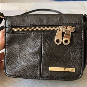 KNNETH COLE Small cross body